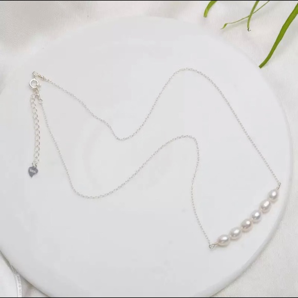 Genuine Freshwater Pearl | 925 Sterling Silver - Picture 3 of 10